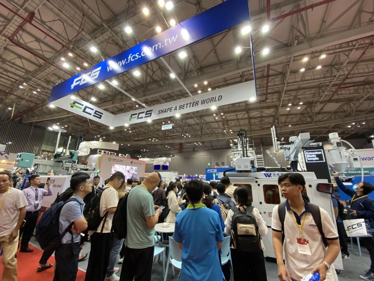 Sorotan pameran 6971